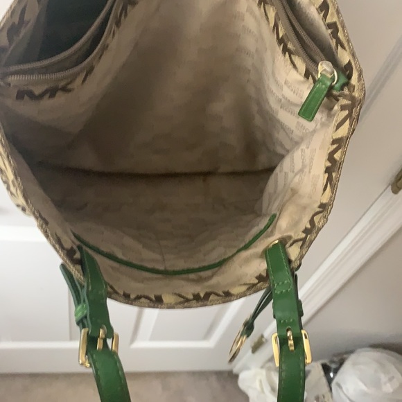 Michael Kors Small Tote Bag - Picture 5 of 10